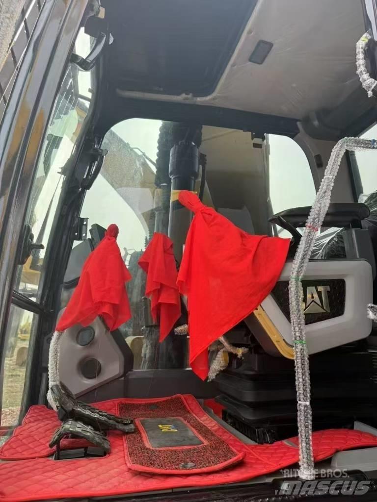 CAT 320GC 履带挖掘机