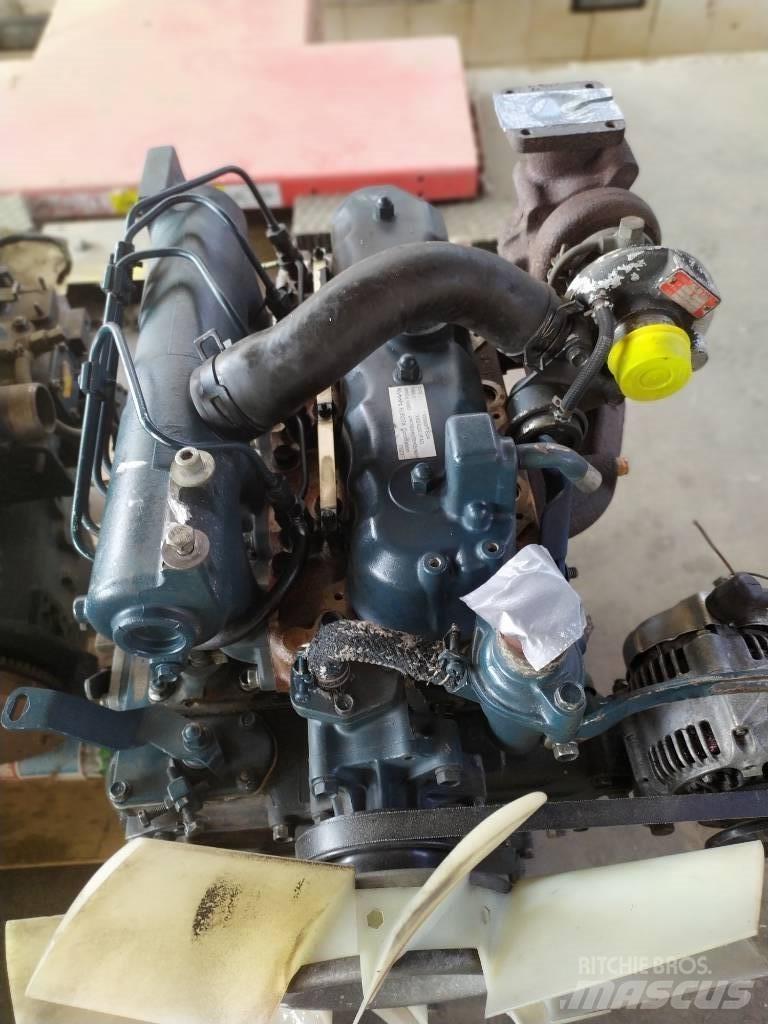 Kubota V 2003 T 发动机