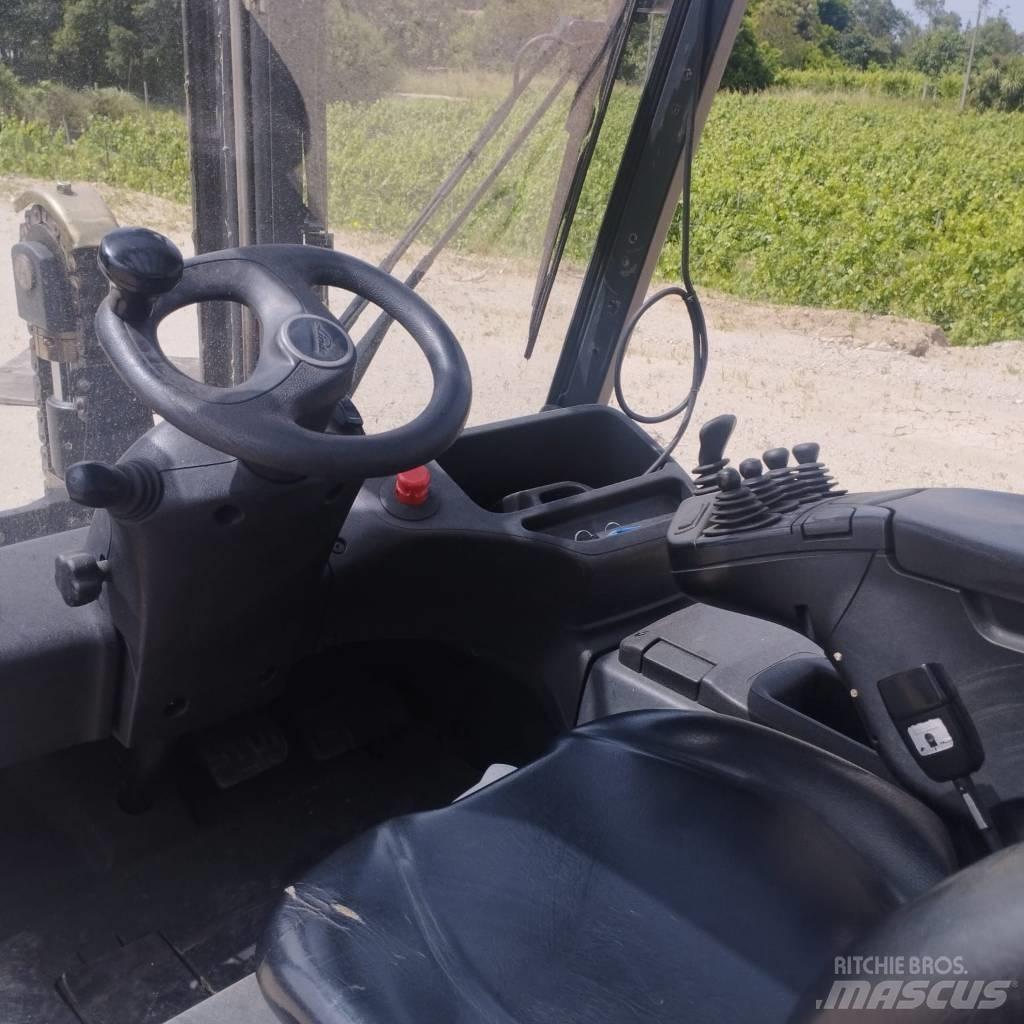Linde E 25 电动叉车