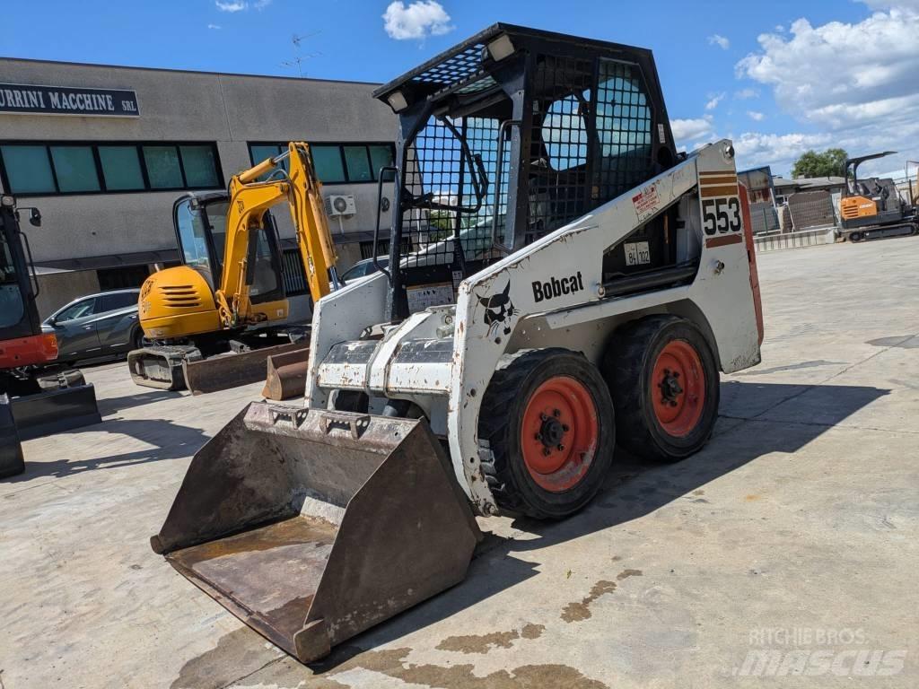 Bobcat 553 滑移装载机