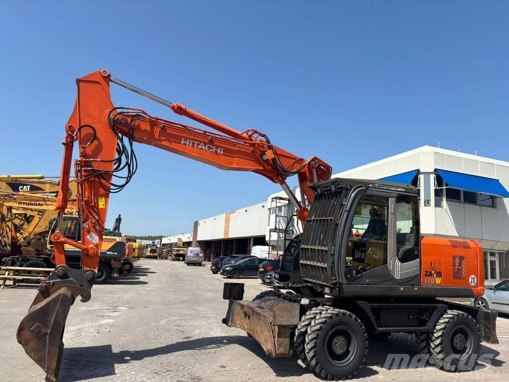 Hitachi ZX 170 W-3 轮式挖掘机