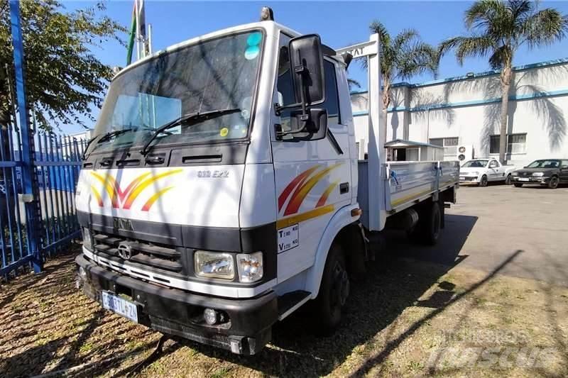 Tata LPT 813 其他货车