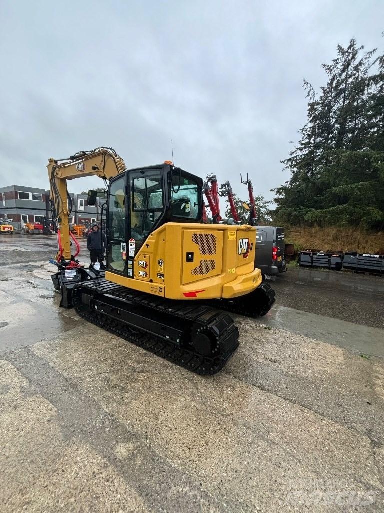 CAT 309 中型挖掘机