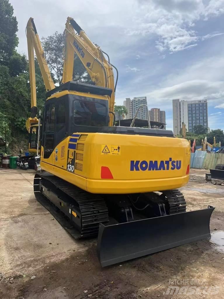 Komatsu PC 130-7 中型挖掘机