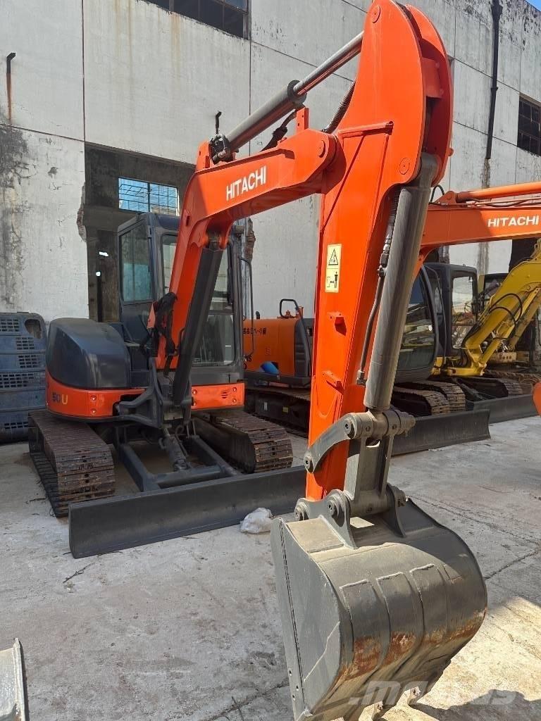 Hitachi ZX 50 U 履带挖掘机