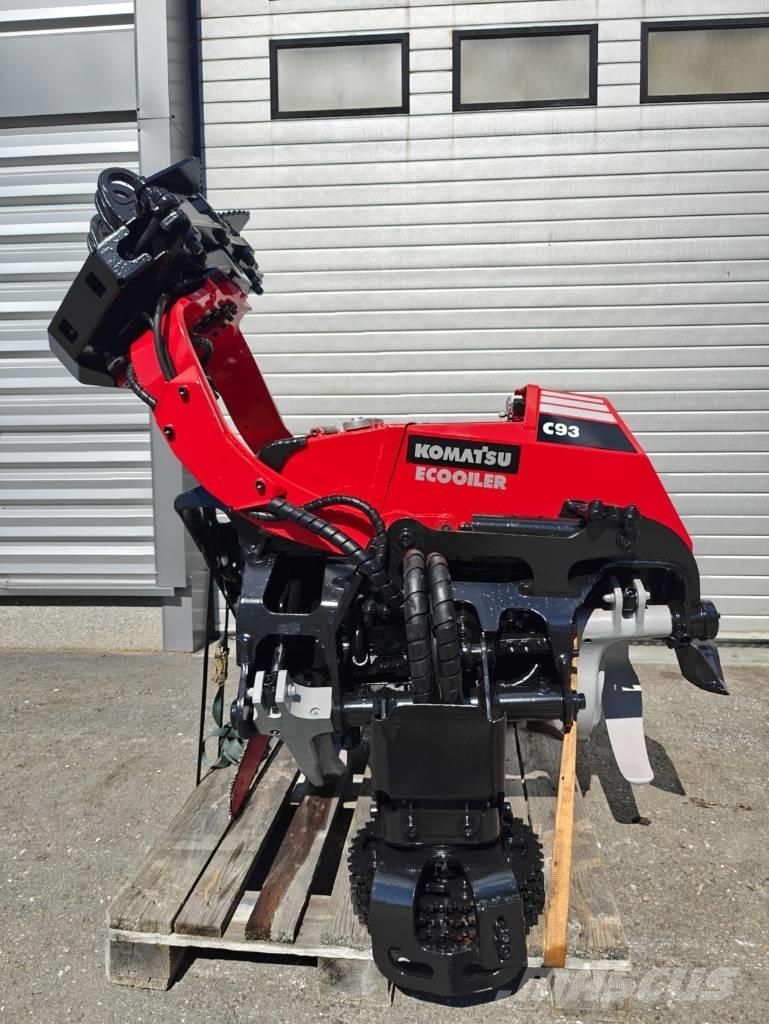 Komatsu C 93 收割机机箱