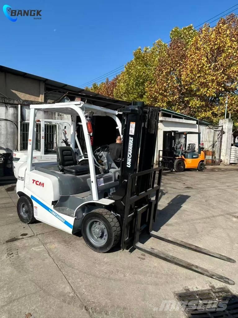 TCM FD25T3C 柴油叉车