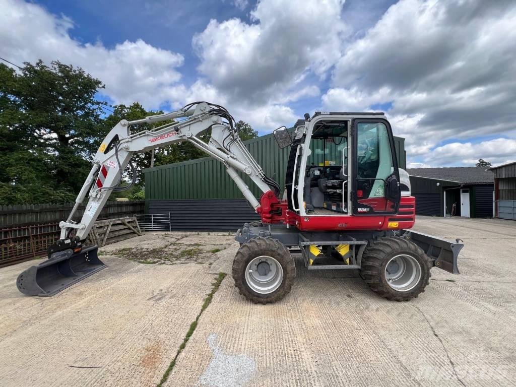Takeuchi 295w 轮式挖掘机