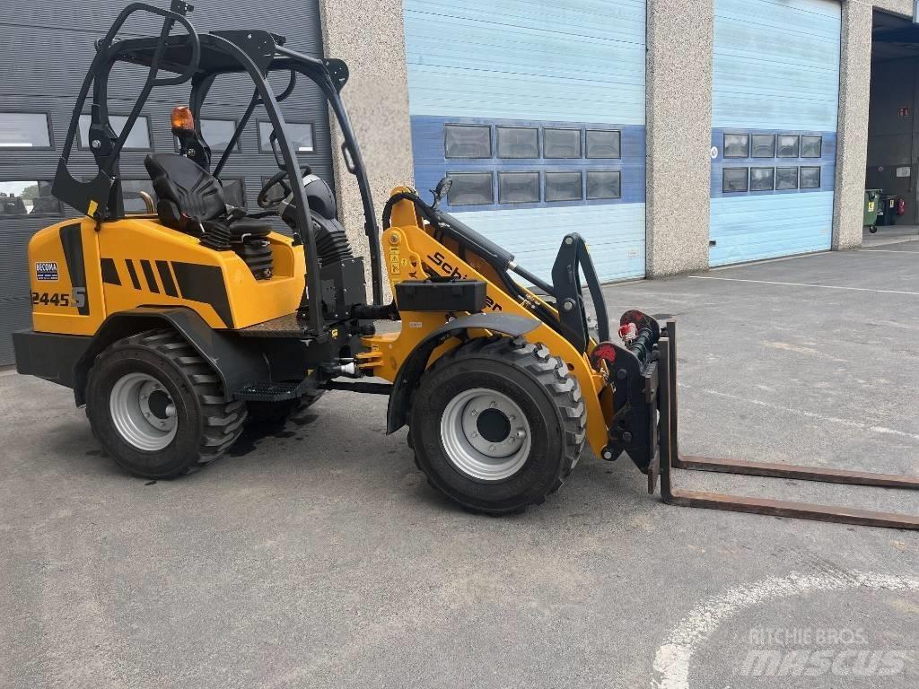 Schäffer 2445S 小型装载机