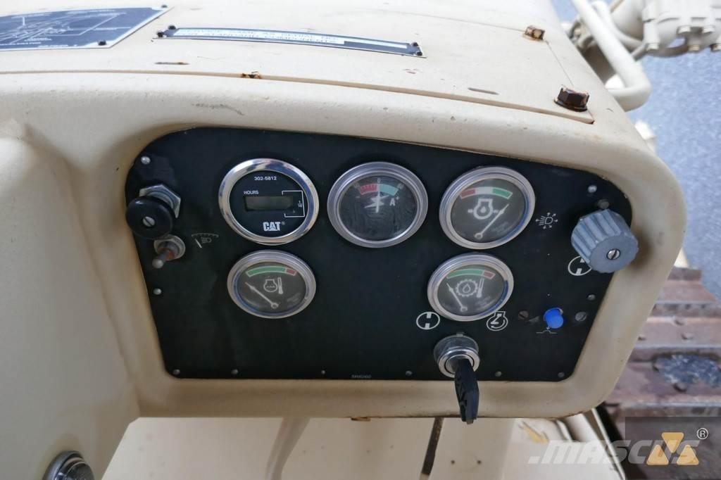 CAT D7G Ex-army 履带式推土机