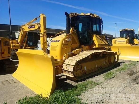 Komatsu D61EXi-24 履带式推土机