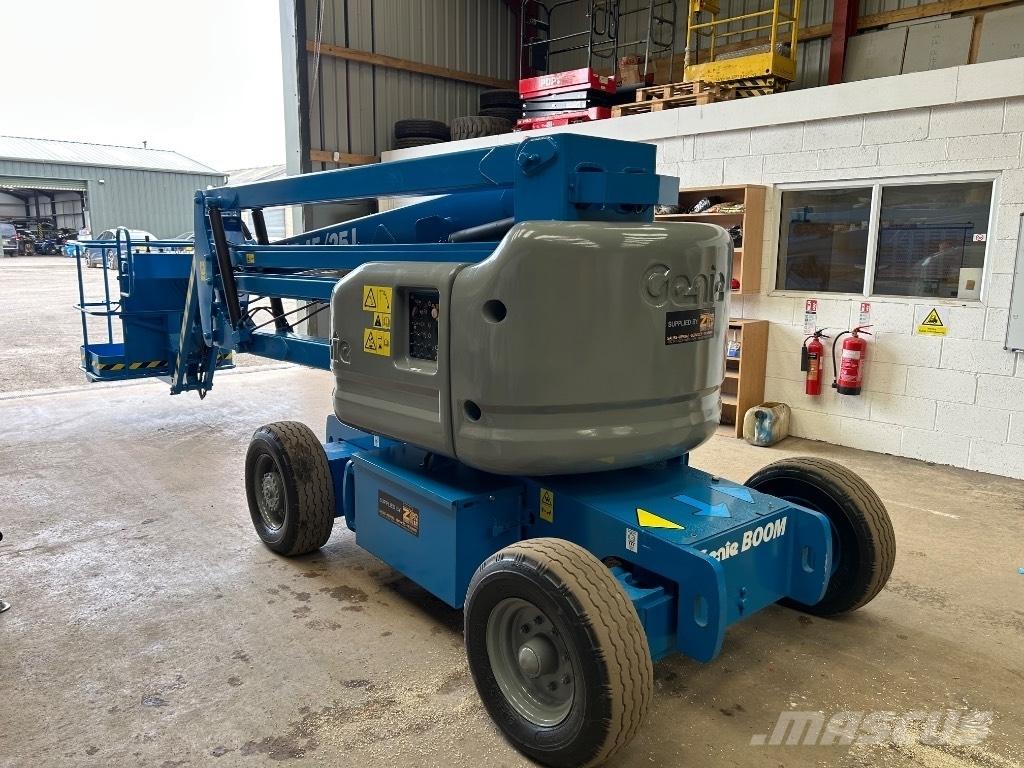 Genie Z45/35J DC 曲臂高空工作平台