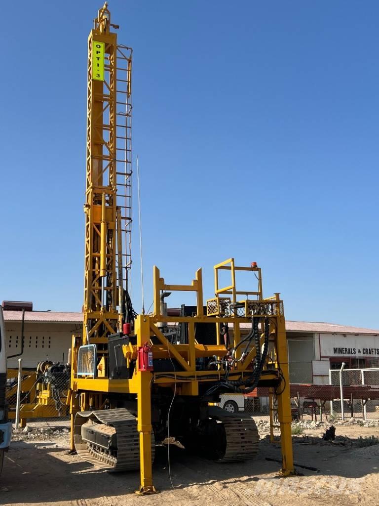 Sandvik DE710 钻孔机