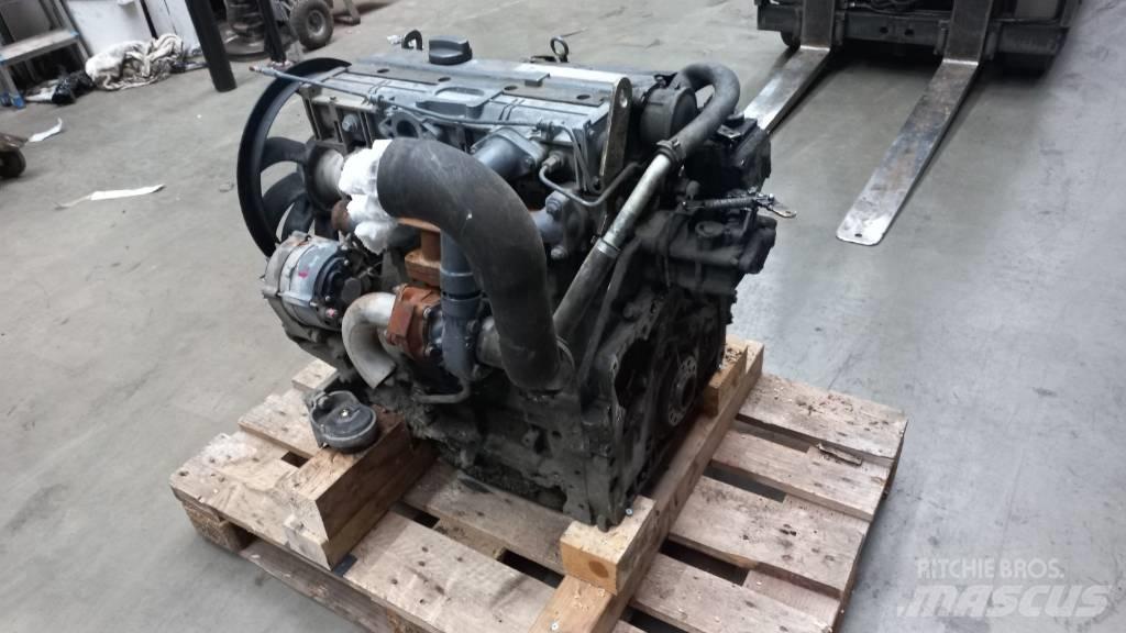 Deutz BF4M1012E 发动机