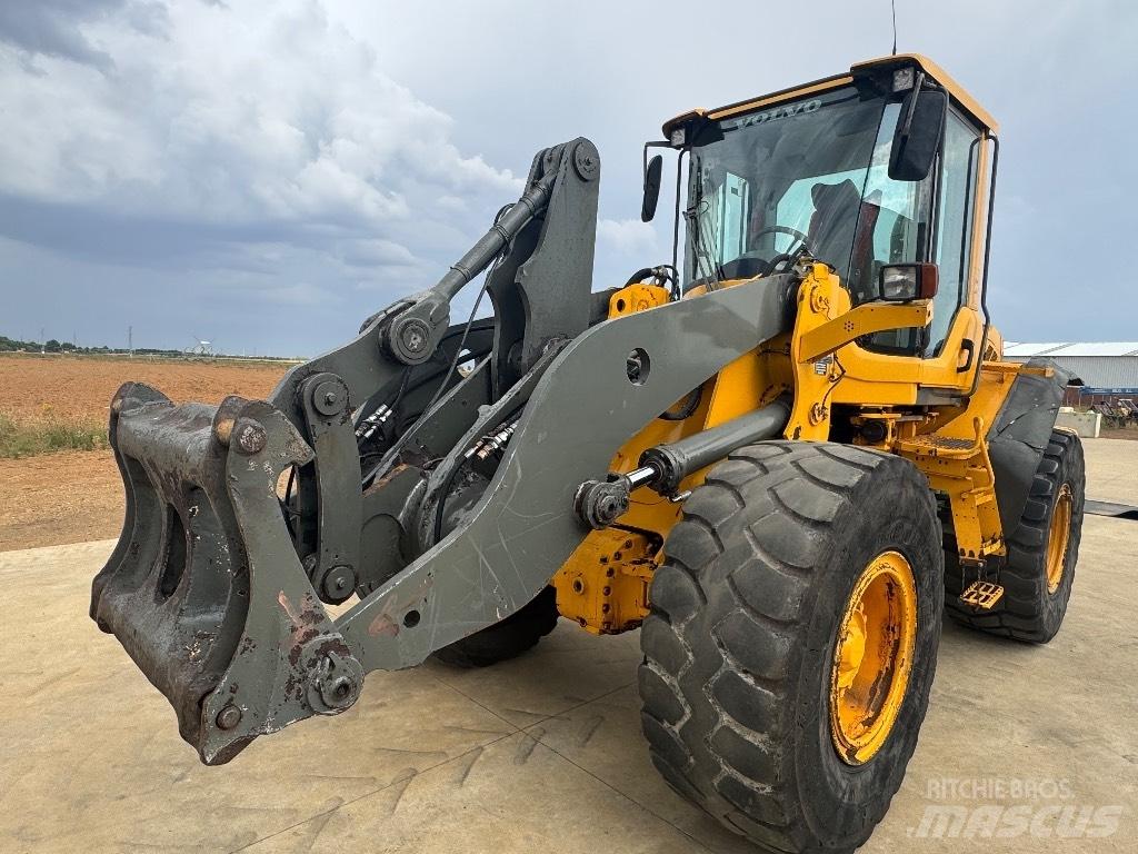 Volvo L90F 轮式装载机