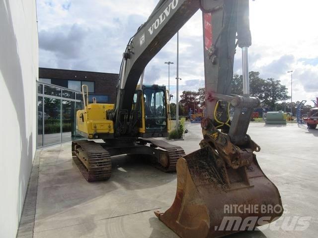 Volvo EC 210 B LC 履带挖掘机