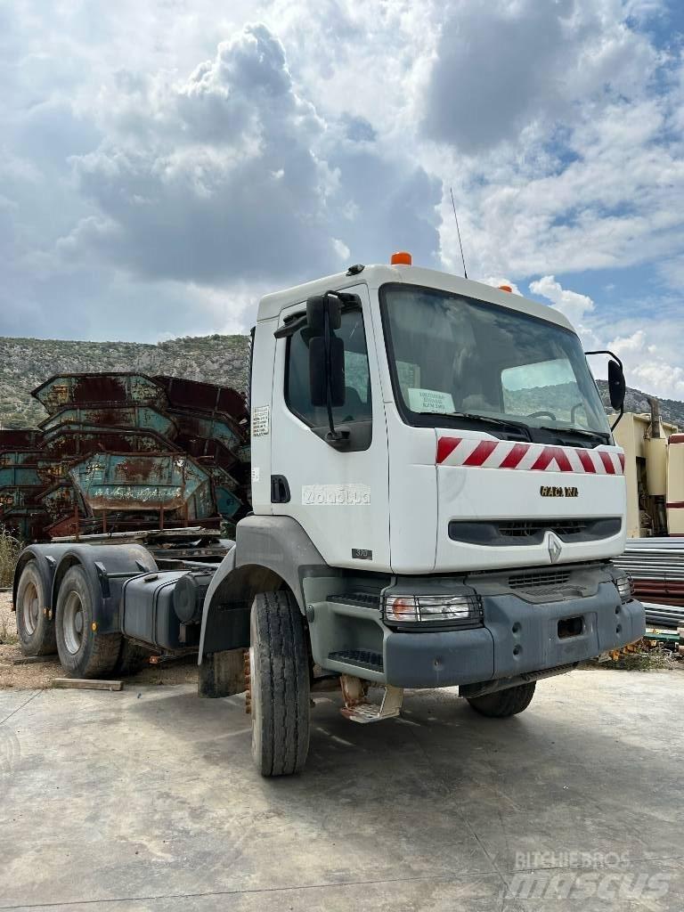 Renault Kerax 370 牵引车