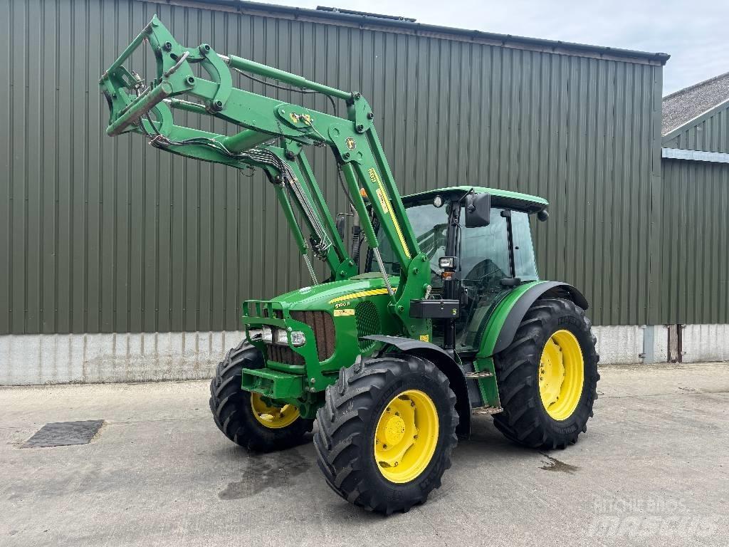 John Deere 5100 R 拖拉机/农用车