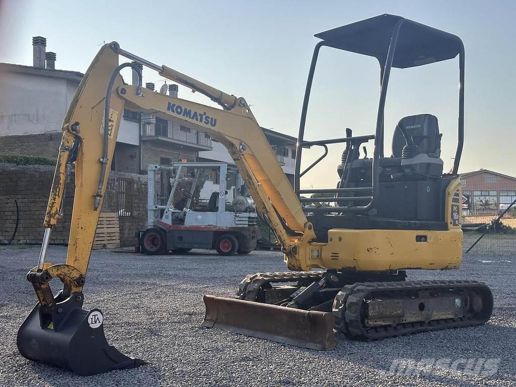 Komatsu PC16R-3HS 小型挖掘机