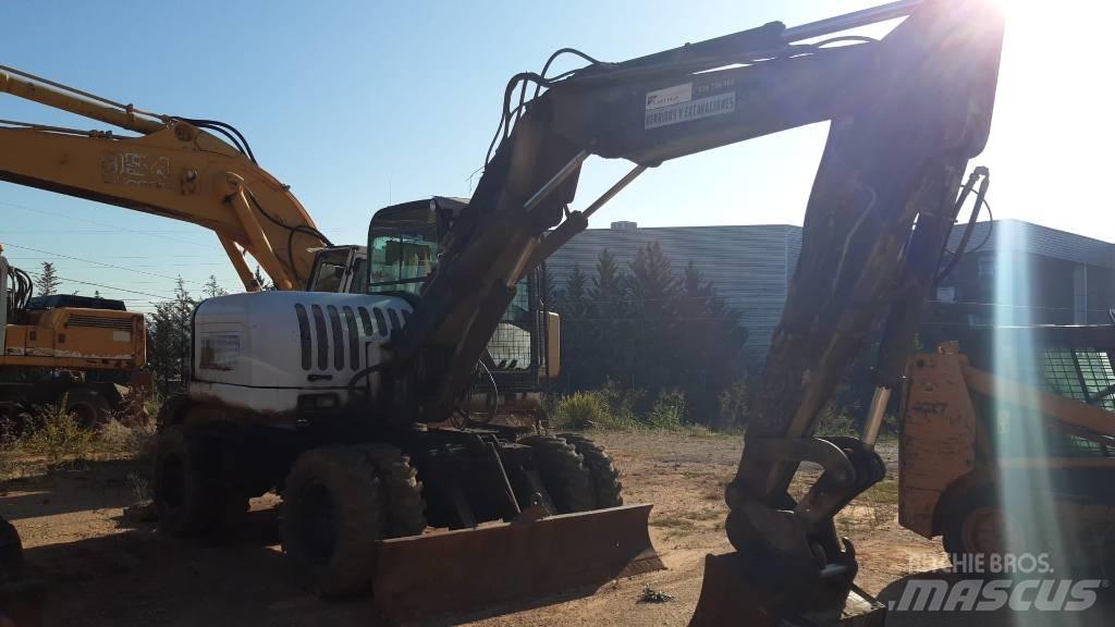 Terex Schaeff HML42 轮式挖掘机
