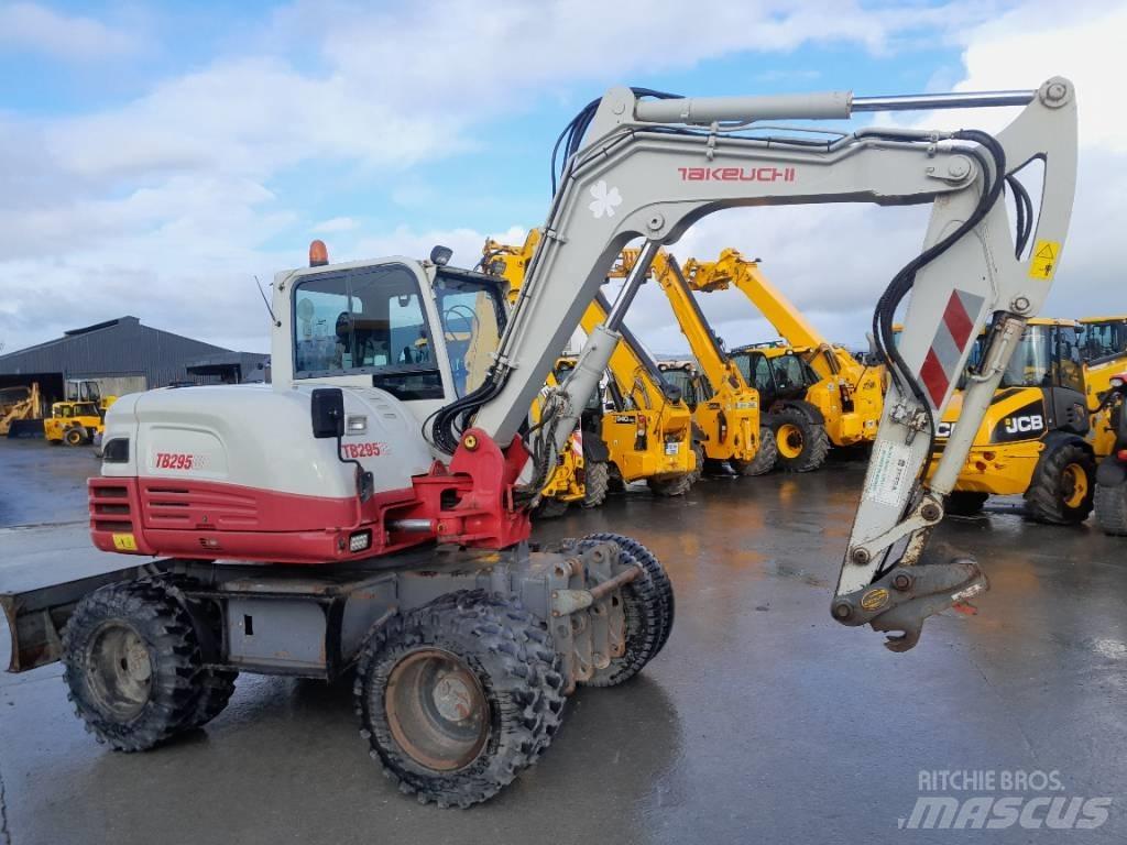 Takeuchi TB 295 W 轮式挖掘机