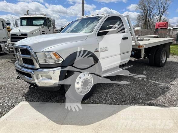 RAM 5500 SLT 平板栏板货车