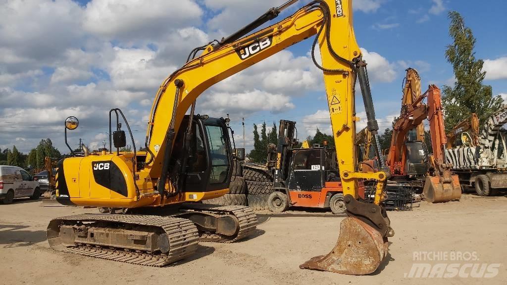 JCB JS 130 LC 履带挖掘机