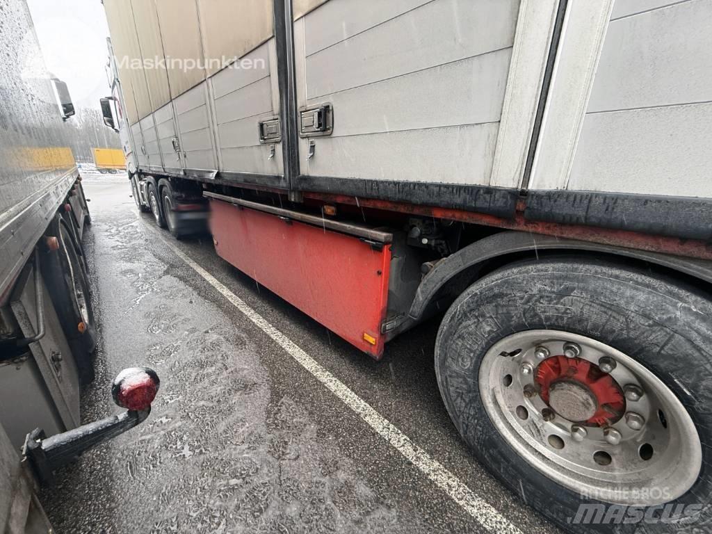 AMT K 502 半挂厢式车