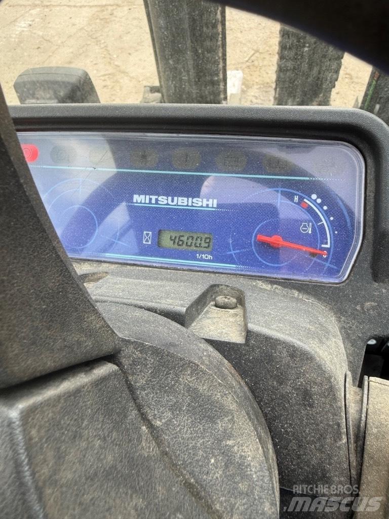 Mitsubishi FG 30 天然气叉车