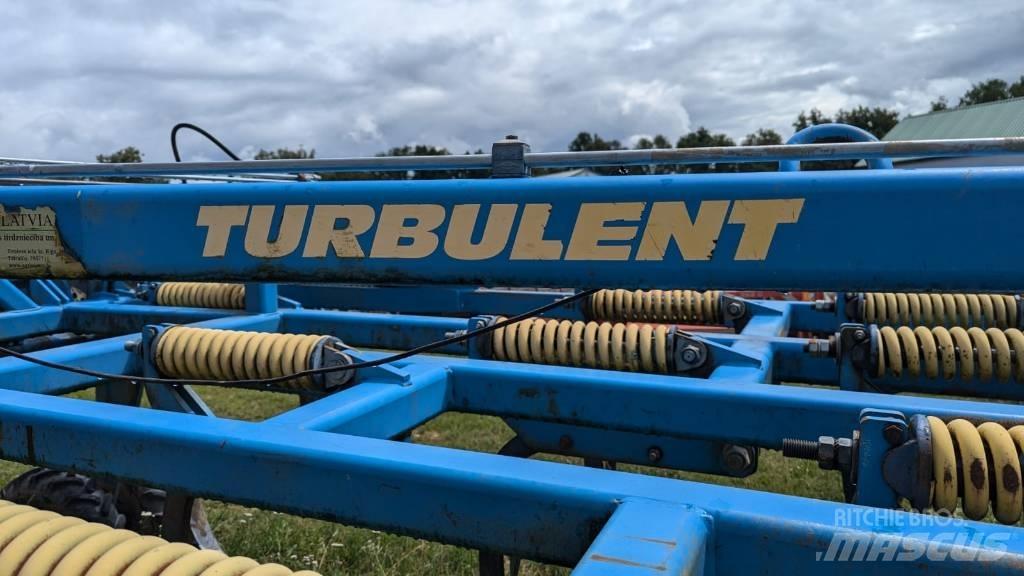Farmet Turbulent 手扶中耕机