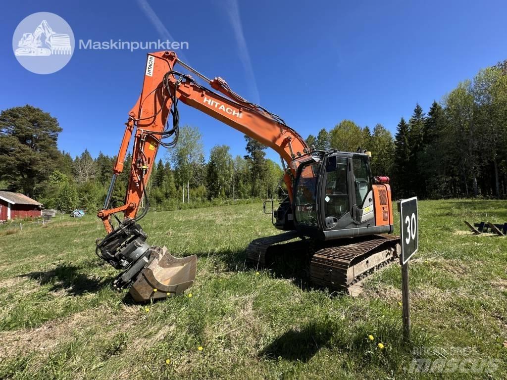 Hitachi ZX 135 US-6 履带挖掘机