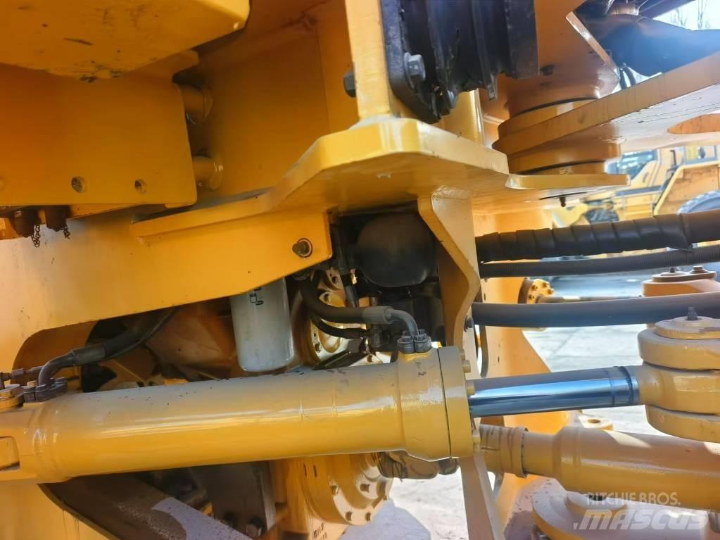 Volvo L 180 F 轮式装载机
