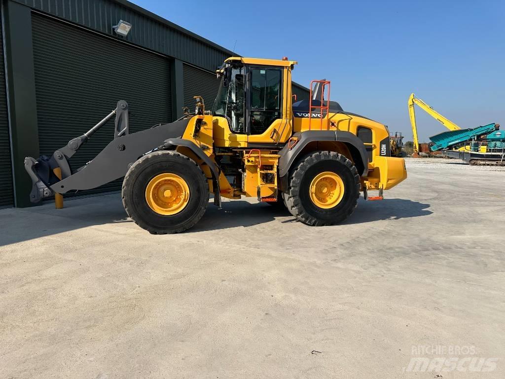 Volvo L 120 H 轮式装载机