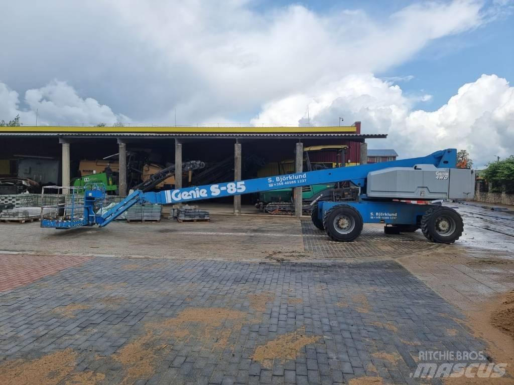 Genie S 85 4X4 直臂高空工作平台