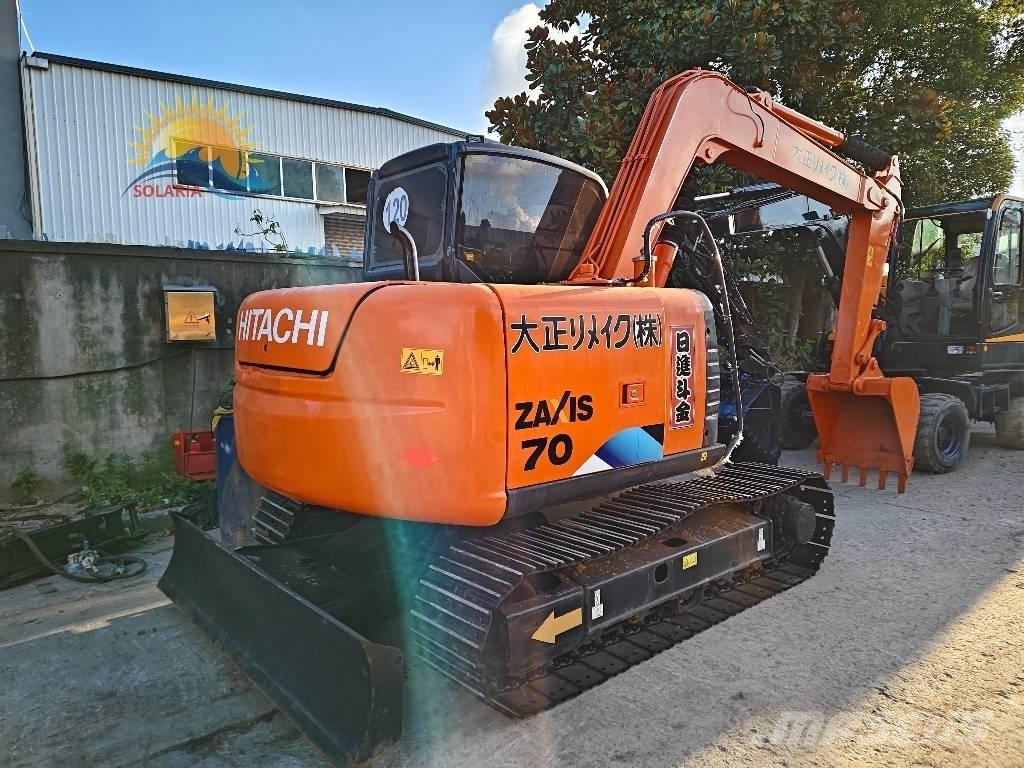 Hitachi ZX 70 中型挖掘机
