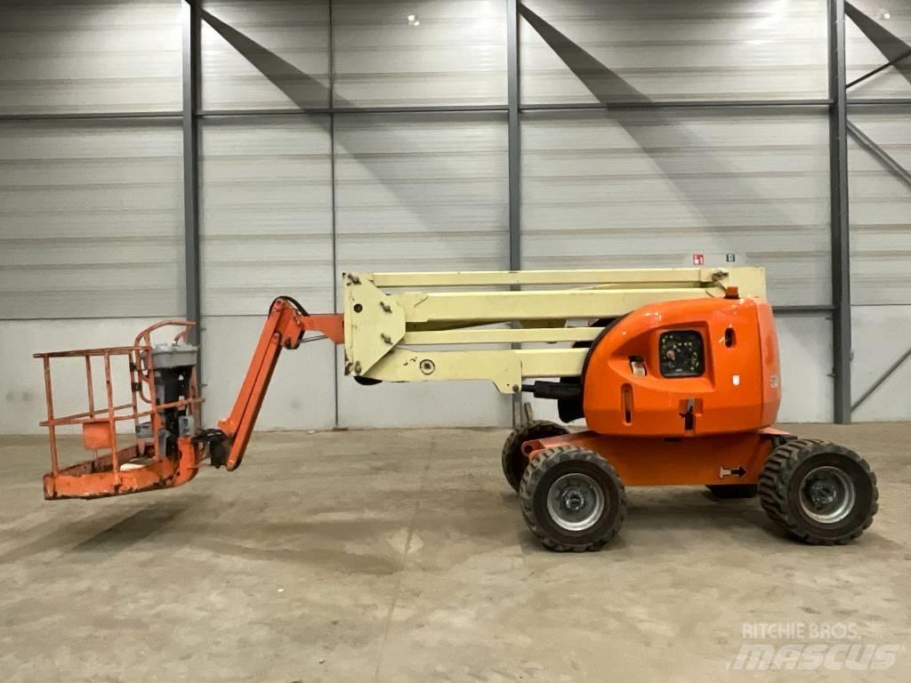 JLG 450 AJ 曲臂高空工作平台