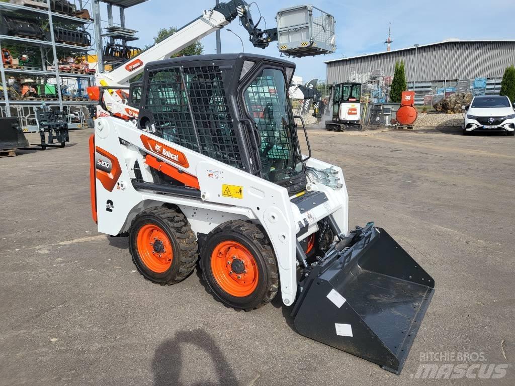 Bobcat S100 滑移装载机