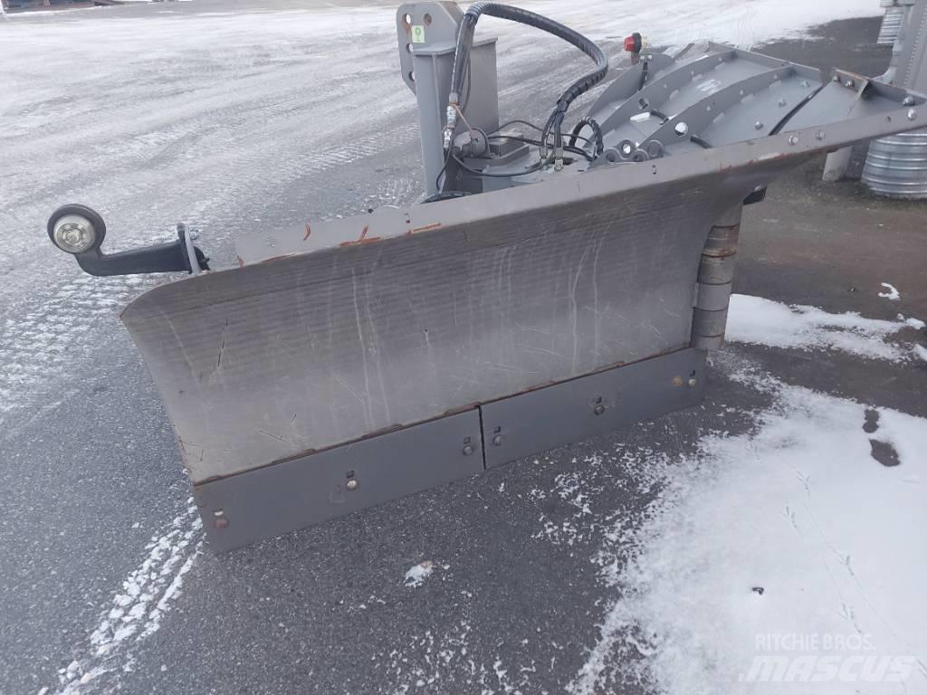 Holms Vikplog 铲雪车