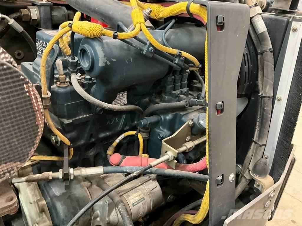 Bomag BW 100 AD-5 双轮压路机