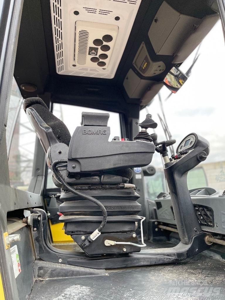 Bomag 161AD-5 双轮压路机