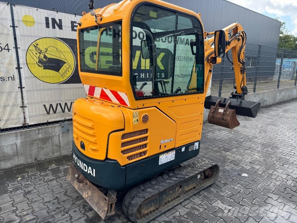 Hyundai Robex 18-9 小型挖掘机