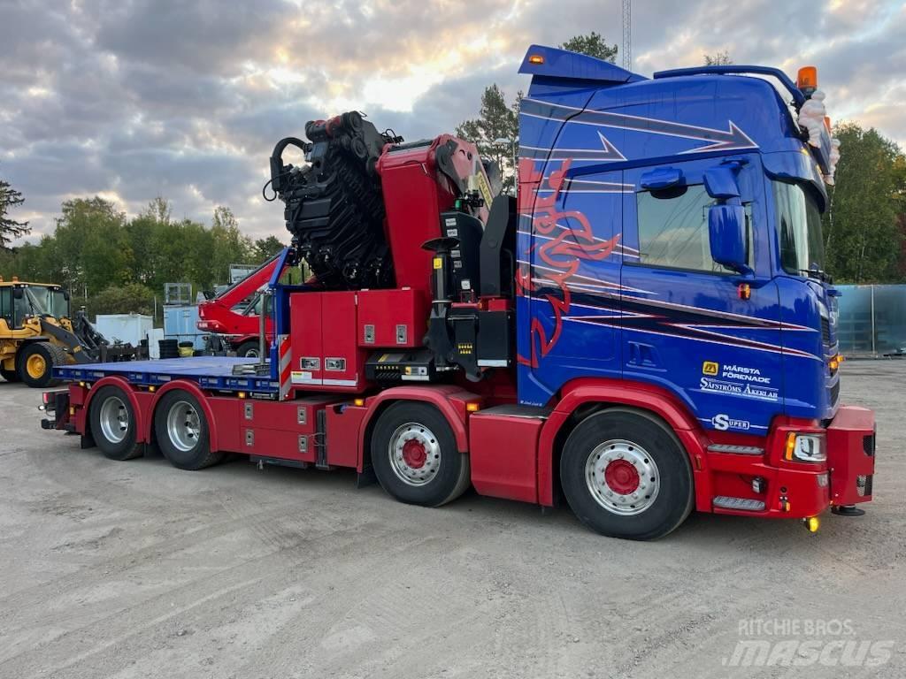 Scania R 560 起重车
