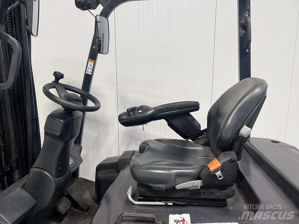 Doosan B18X-7 电动叉车
