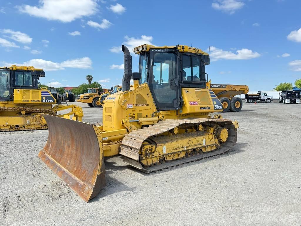 Komatsu D51PXi-24 履带式推土机