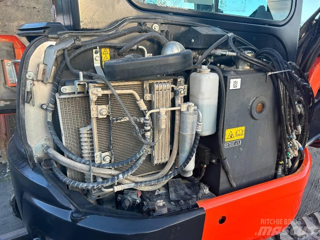 Kubota U 36-4 小型挖掘机
