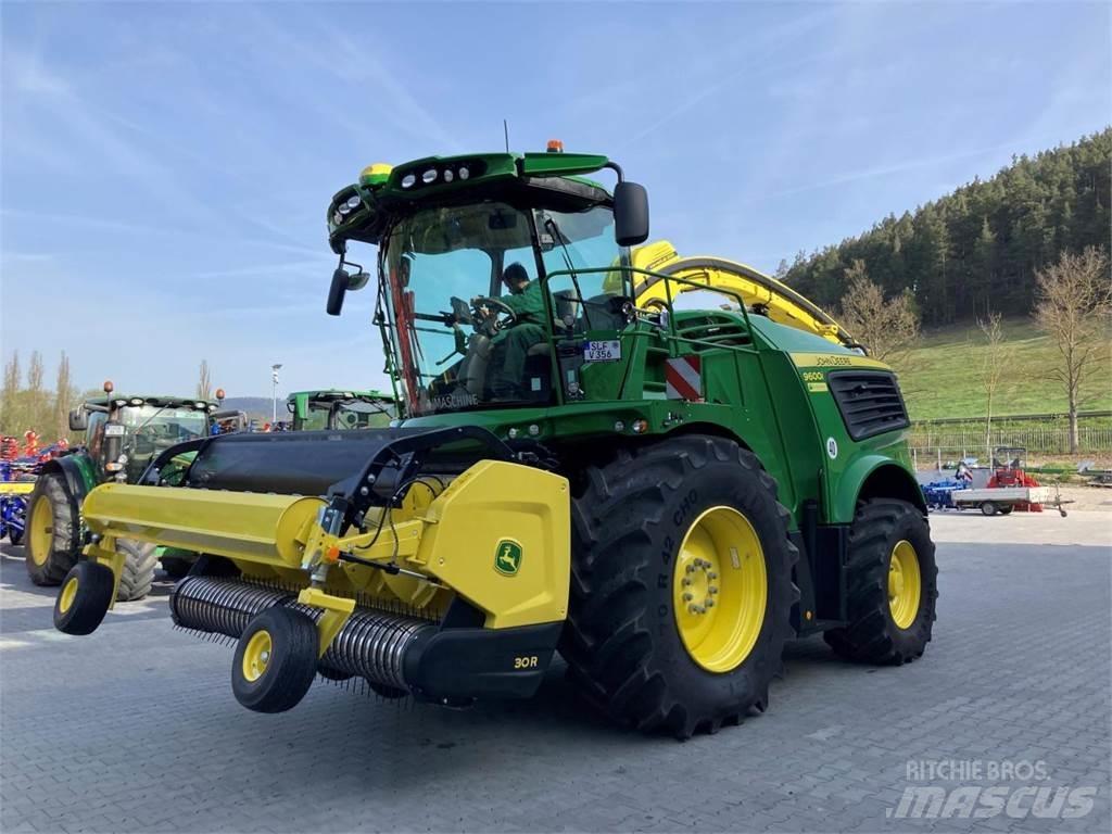 John Deere 9600i 自走式青贮饲料收割机