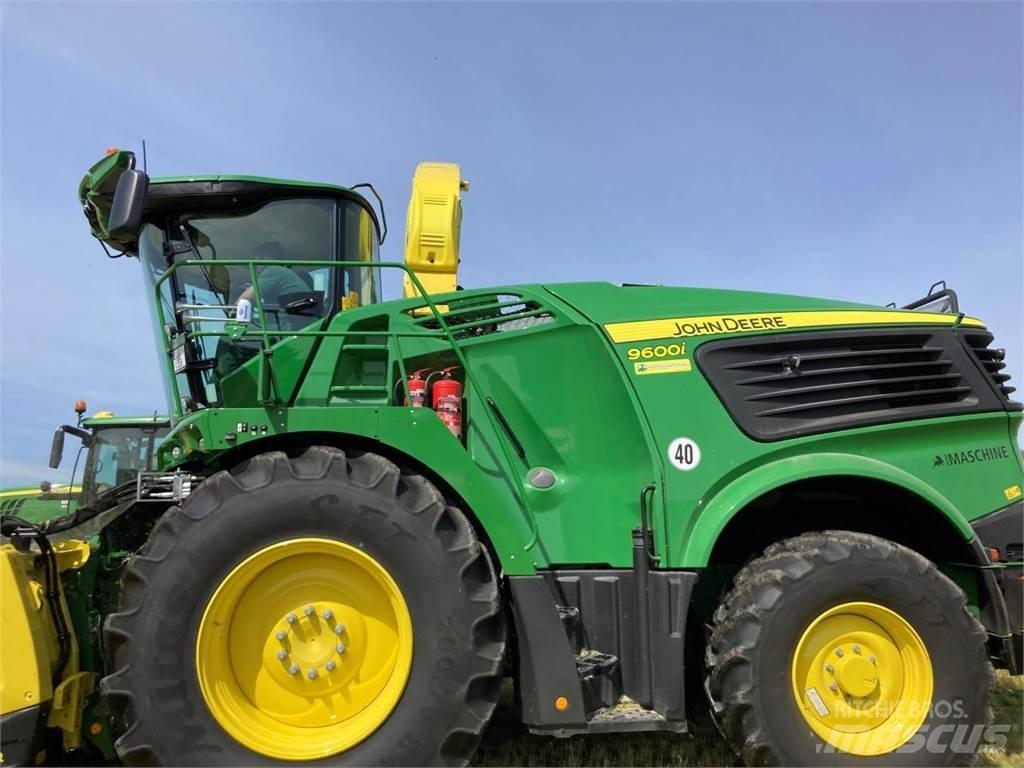 John Deere 9600i 自走式青贮饲料收割机