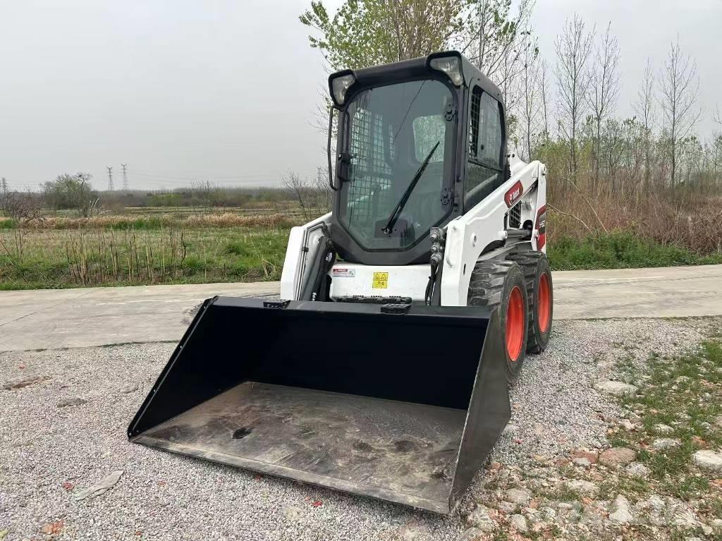Bobcat S 450 滑移装载机