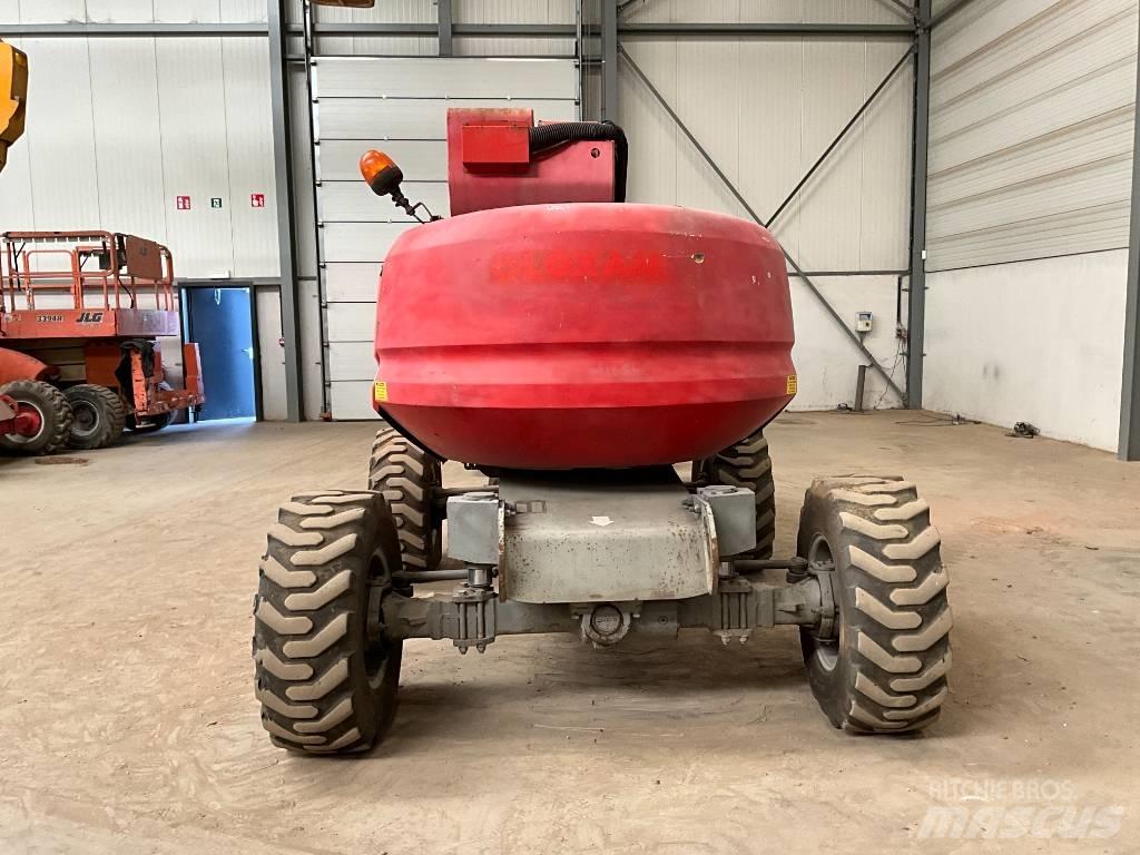Manitou 160 ATJ 曲臂高空工作平台