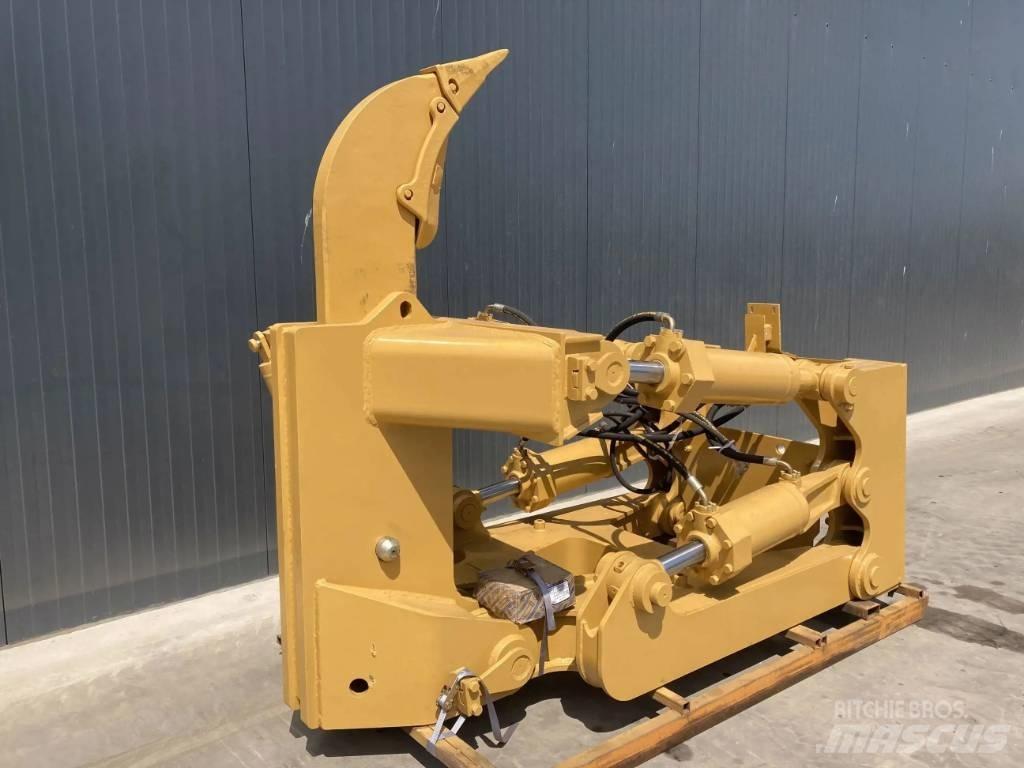 CAT D8T 松土器